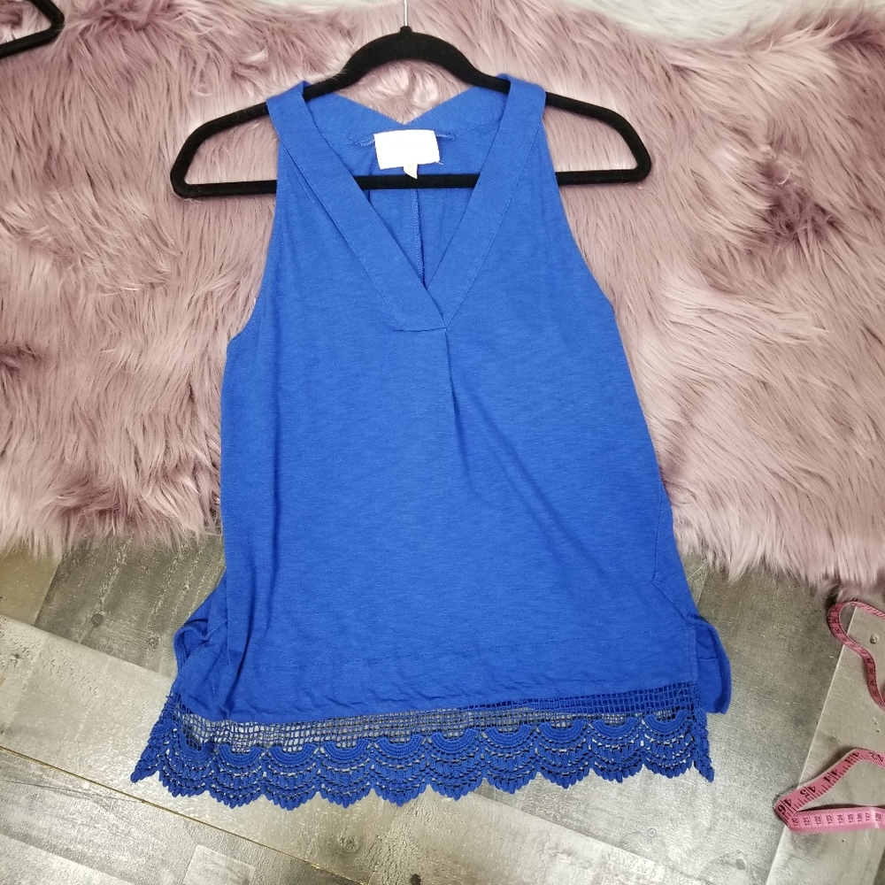 Skies are blue tank top
